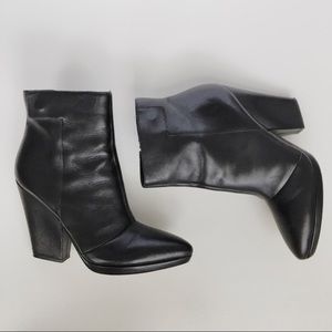 ⚡️Vince. Leather Ankle boots ✨